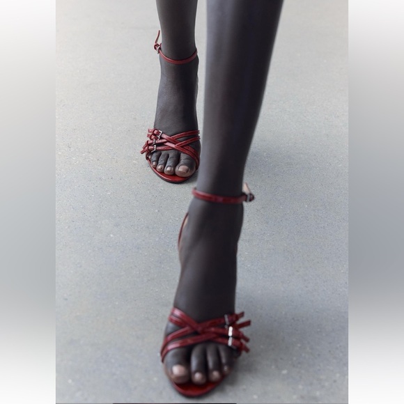 ZARA RED FAUX LEATHER HIGH HEELED STRAP SANDALS - Picture 9 of 15